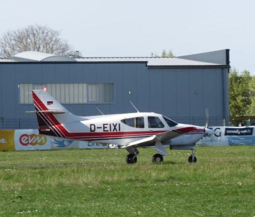 SmallAircraft-D-EIXI-08
