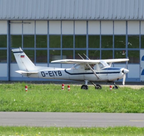 SmallAircraft-D-EIYB-05