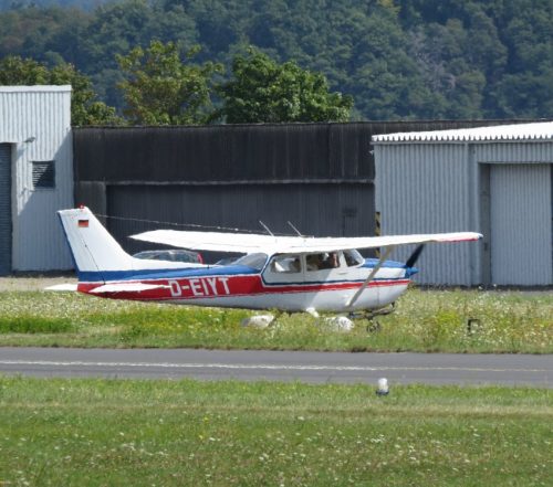 SmallAircraft-D-EIYT-03