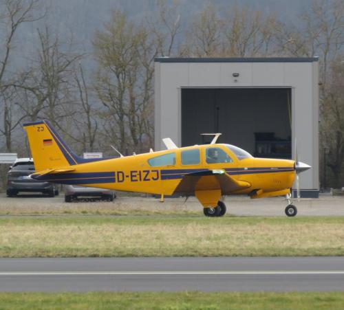 SmallAircraft-D-EIZJ-02