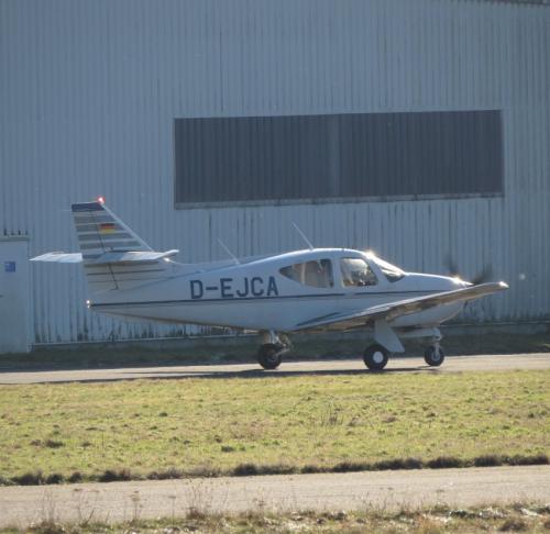 SmallAircraft-D-EJCA-05