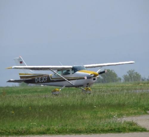 SmallAircraft-D-EJCF-03