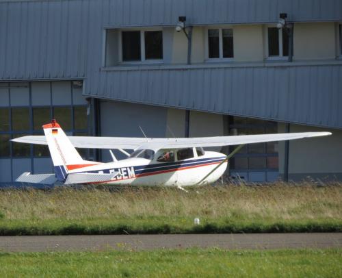 SmallAircraft-D-EJEM-02