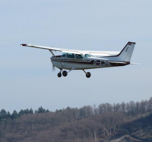 SmallAircraft-D-EJHL-07