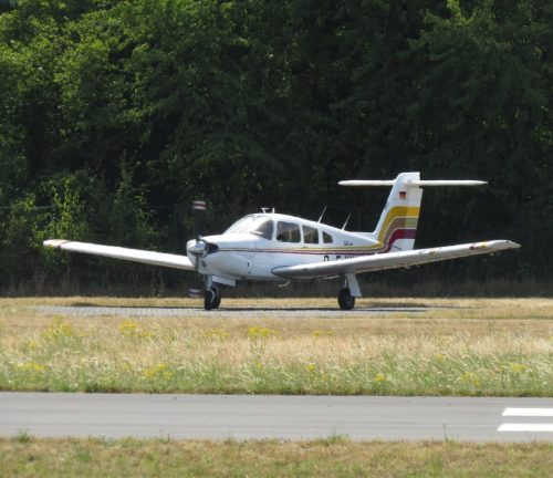 SmallAircraft-D-EJKW-02