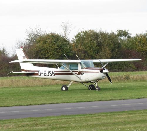 SmallAircraft-D-EJSN-01