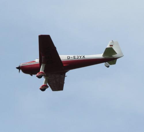SmallAircraft-D-EJYX-03