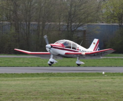 SmallAircraft-D-EKDH-01