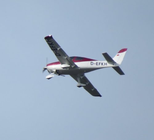 SmallAircraft-D-EKFH-04