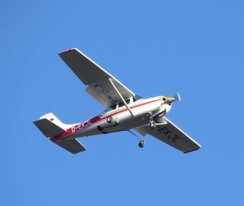 SmallAircraft-D-EKJL-03