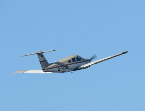 SmallAircraft-D-EKNR-02