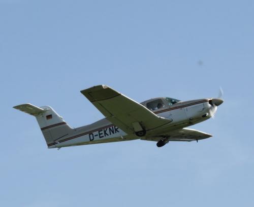SmallAircraft-D-EKNR-06