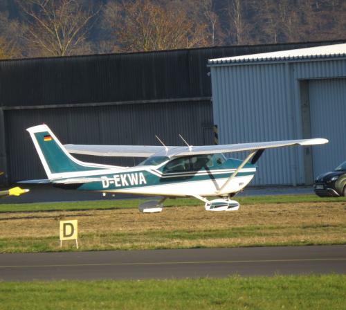 SmallAircraft-D-EKWA-01