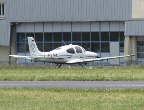 SmallAircraft-D-ELFL-01