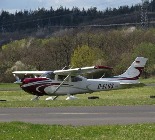SmallAircraft-D-ELGS-01