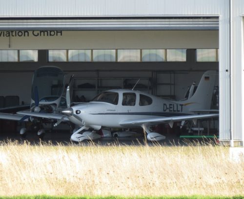 SmallAircraft-D-ELLT-01
