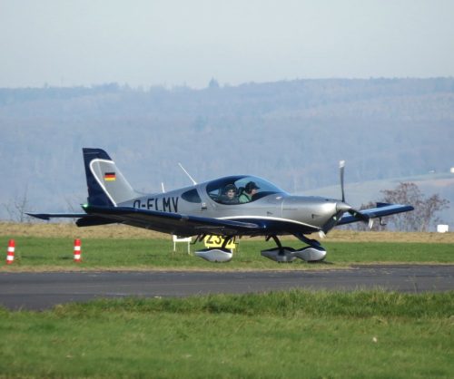 SmallAircraft-D-ELMV-02