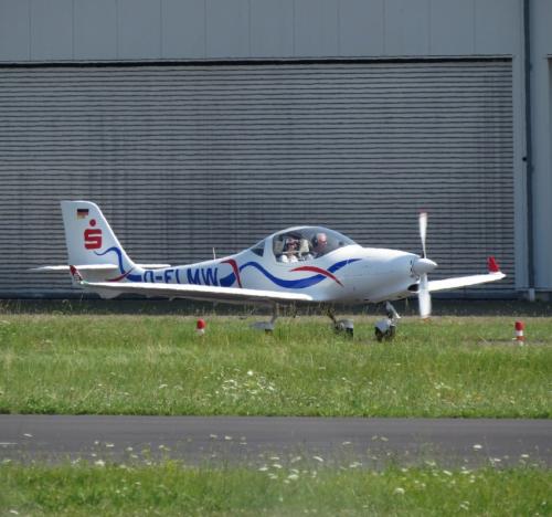 SmallAircraft-D-ELMW-03
