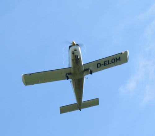 SmallAircraft-D-ELOM-03