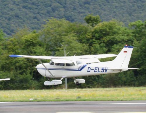 SmallAircraft-D-ELSV-02