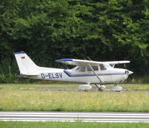 SmallAircraft-D-ELSV-03