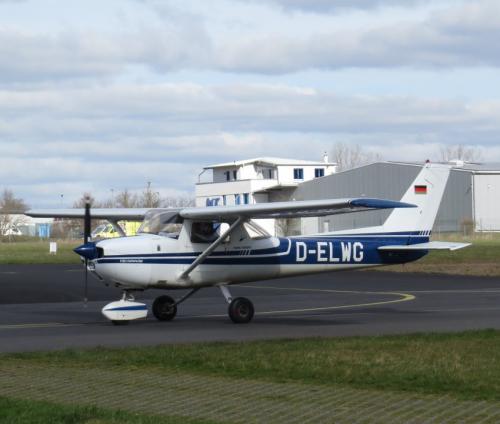 SmallAircraft-D-ELWG-01