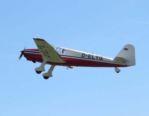 SmallAircraft-D-ELYQ-04