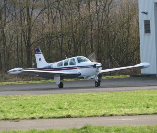 SmallAircraft-D-EMAK-01