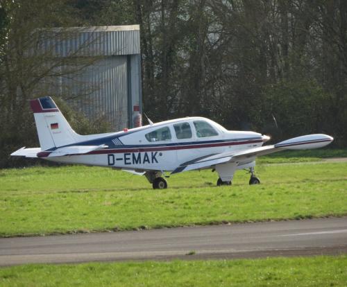 SmallAircraft-D-EMAK-03