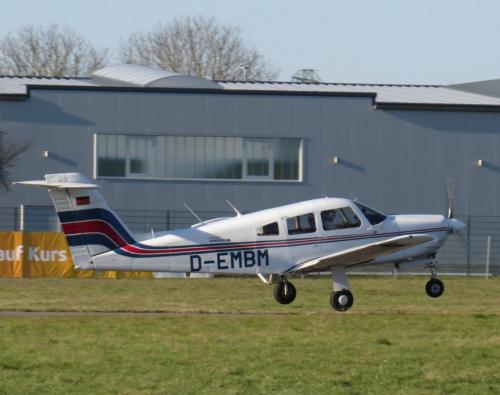 SmallAircraft-D-EMBM-02
