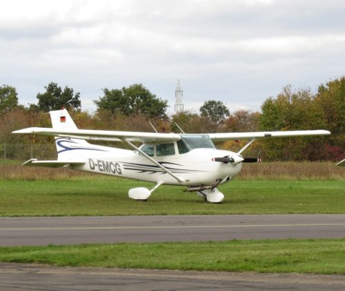 SmallAircraft-D-EMCG-01