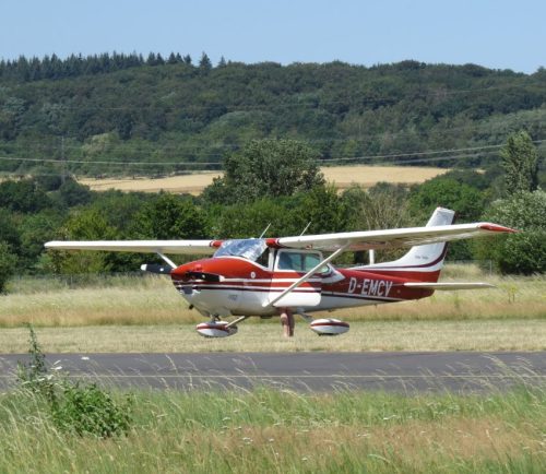 SmallAircraft-D-EMCV-01