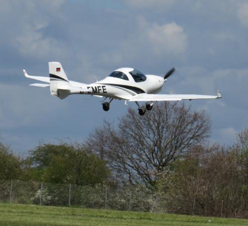 SmallAircraft-D-EMFE-04