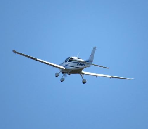 SmallAircraft-D-EMFZ-01