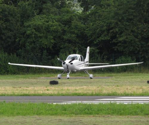 SmallAircraft-D-EMJO-03