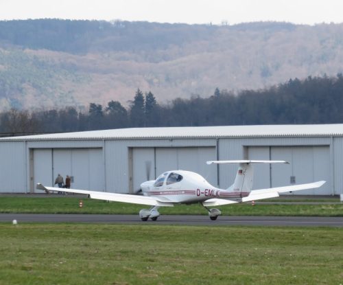 SmallAircraft-D-EMLK-03