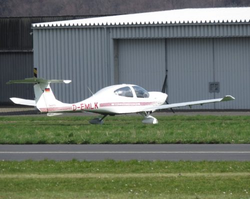 SmallAircraft-D-EMLK-04