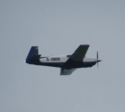 SmallAircraft-D-EMOH-04