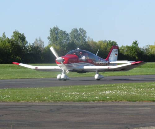 SmallAircraft-D-EMPB-03