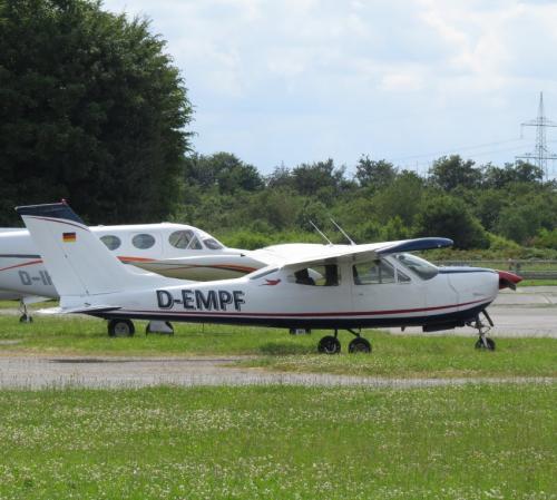 SmallAircraft-D-EMPF-02