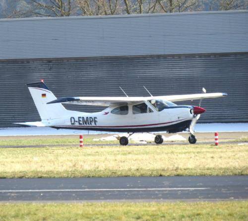 SmallAircraft-D-EMPF-04