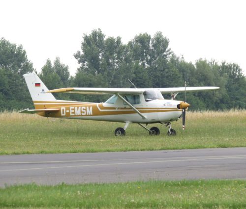 SmallAircraft-D-EMSM-02
