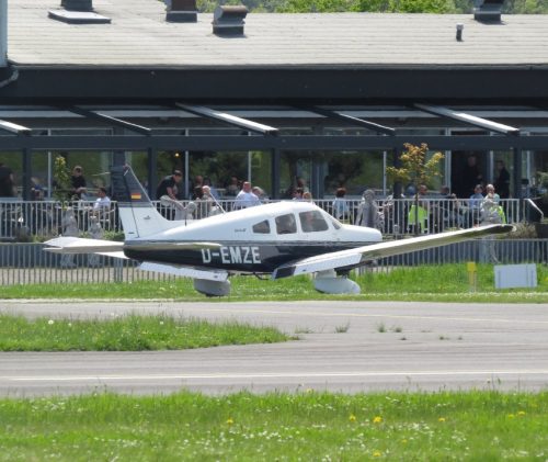 SmallAircraft-D-EMZE-04