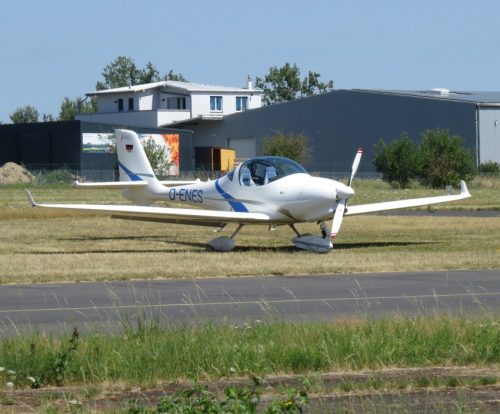 SmallAircraft-D-ENES-04