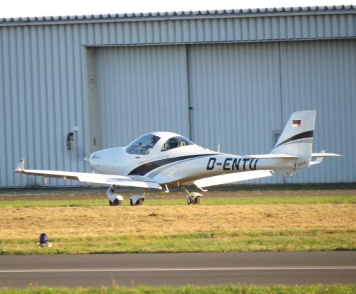 SmallAircraft-D-ENTU-03