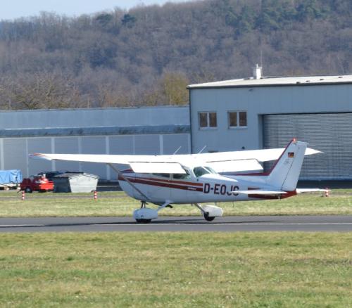 SmallAircraft-D-EOJC-01