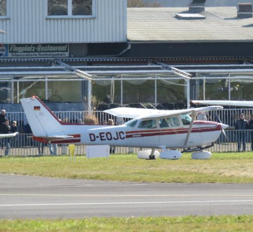 SmallAircraft-D-EOJC-02