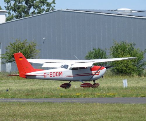 SmallAircraft-D-EOOM-01