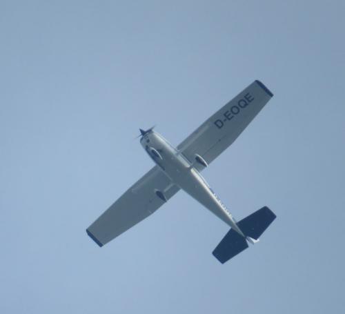 SmallAircraft-D-EOQE-02
