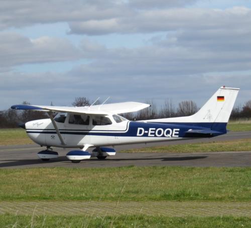 SmallAircraft-D-EOQE-06